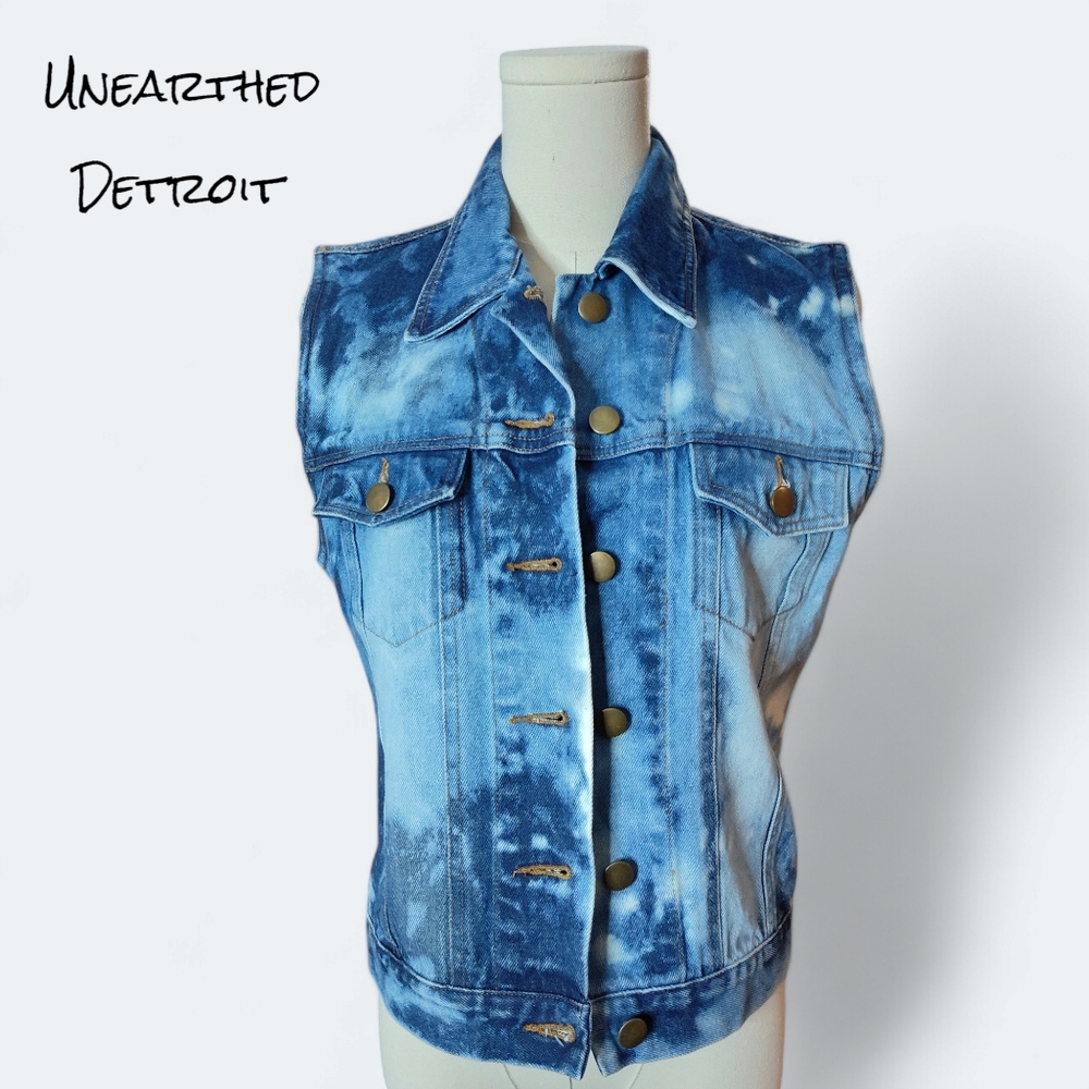 UNEARTHED DETROIT Denim recycled vest Womens XS Sleeveless Buttomn Down Front